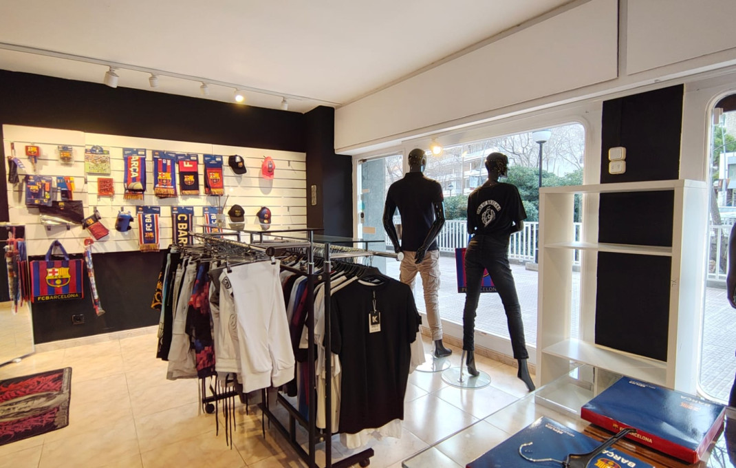 Traspaso - Local comercial -
Barcelona - Sants