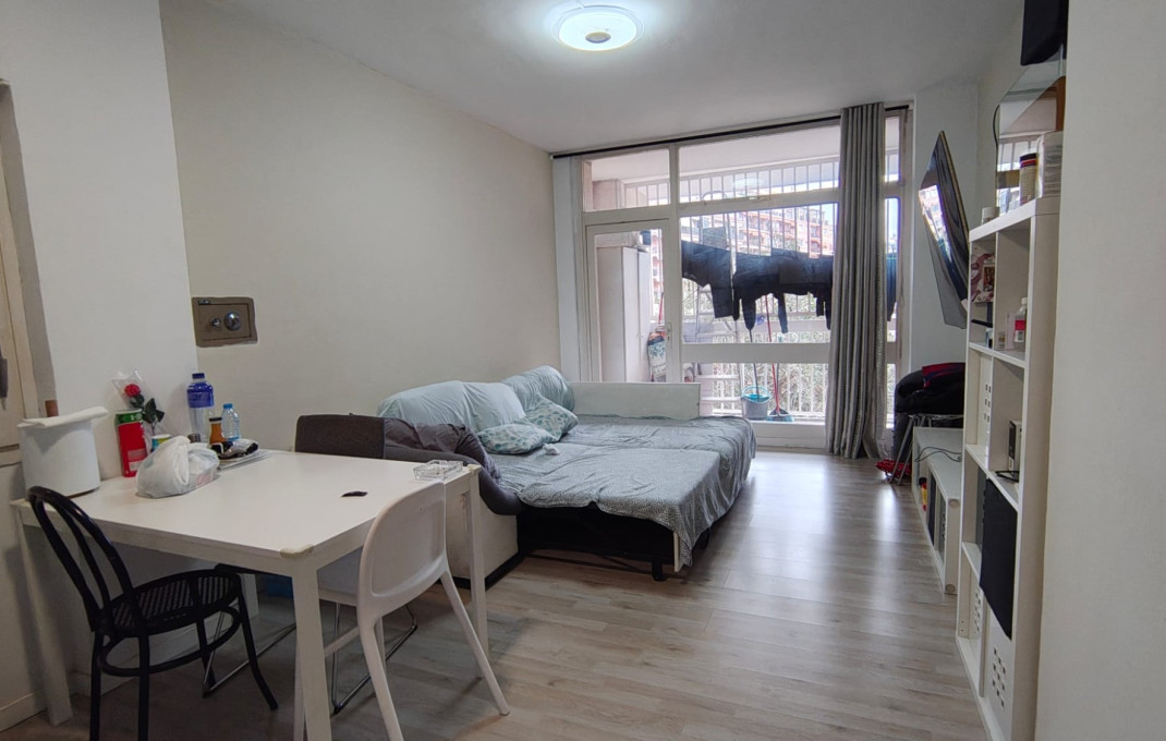 Traspaso - Local comercial -
Barcelona - Sants