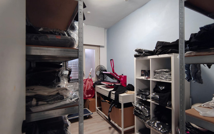 Traspaso - Local comercial -
Barcelona - Sants