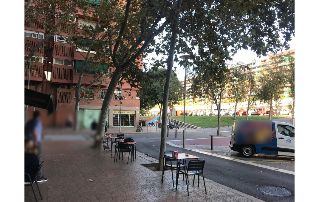 Venta - Local comercial -
Barcelona - Sant Martí