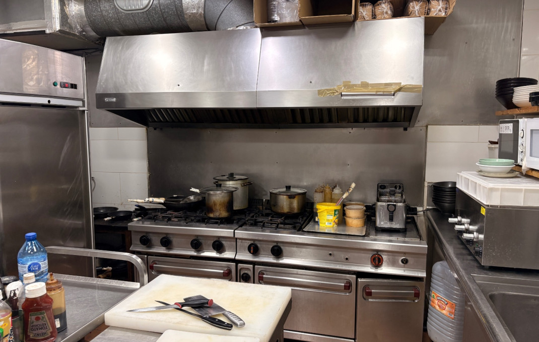 Traspaso - Bar Restaurante -
Barcelona - Eixample Izquierdo