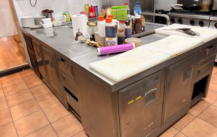 Traspaso - Bar Restaurante -
Barcelona - Eixample Izquierdo