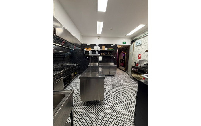 Traspaso - Restaurante -
Barcelona - Eixample Derecho