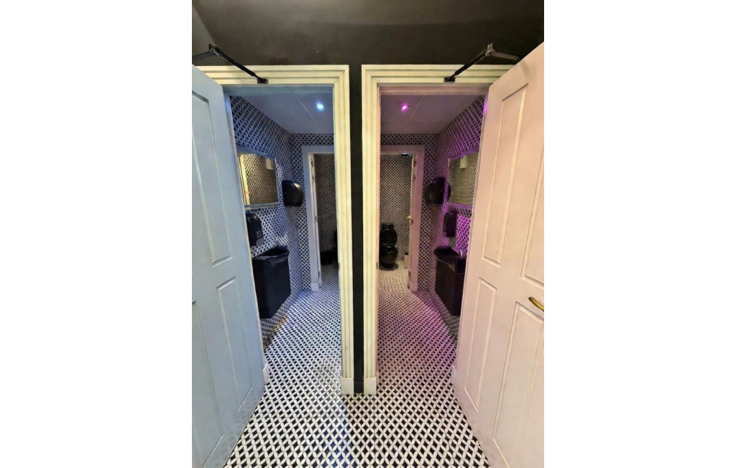 Traspaso - Restaurante -
Barcelona - Eixample Derecho