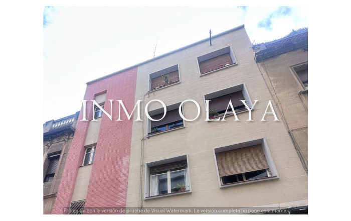 Venta - Piso -
Barcelona - Gràcia