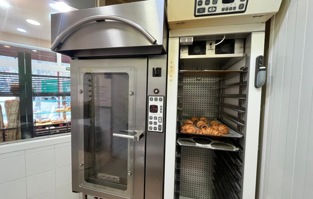 Traspaso - Obradores y/o Panaderias -
Barcelona - Eixample Izquierdo Alto