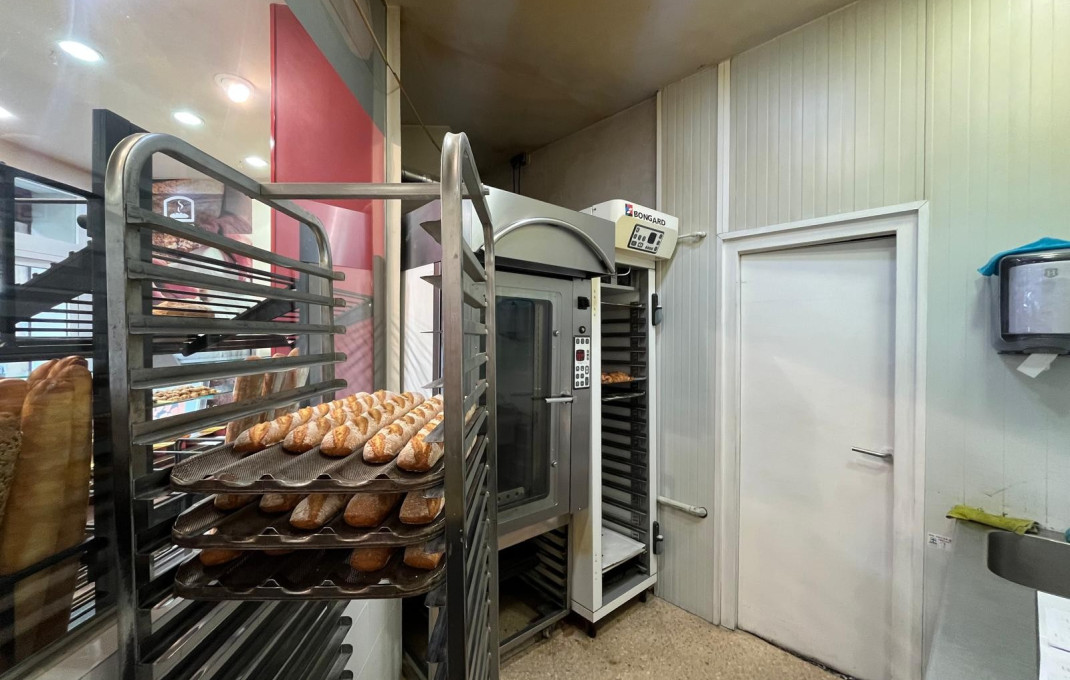 Traspaso - Obradores y/o Panaderias -
Barcelona - Eixample Izquierdo Alto