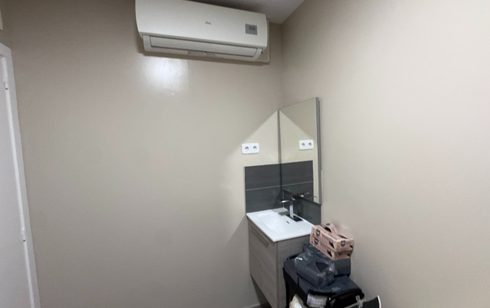 Traspaso - Peluquerias y Estetica -
Barcelona - Sants