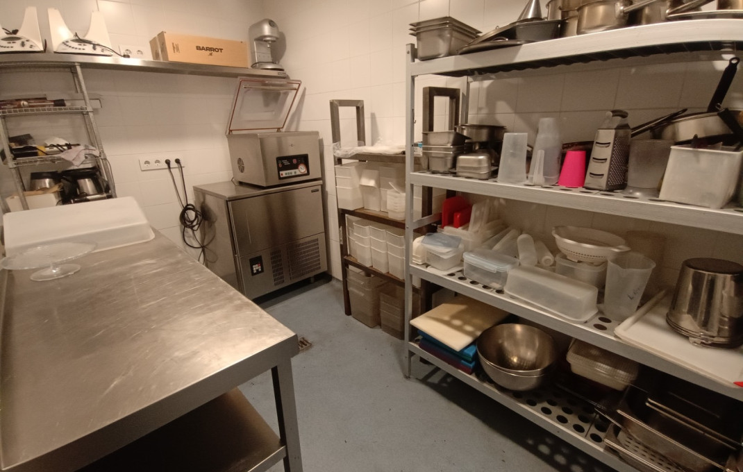 Traspaso - Bar Restaurante -
Barcelona - Eixample