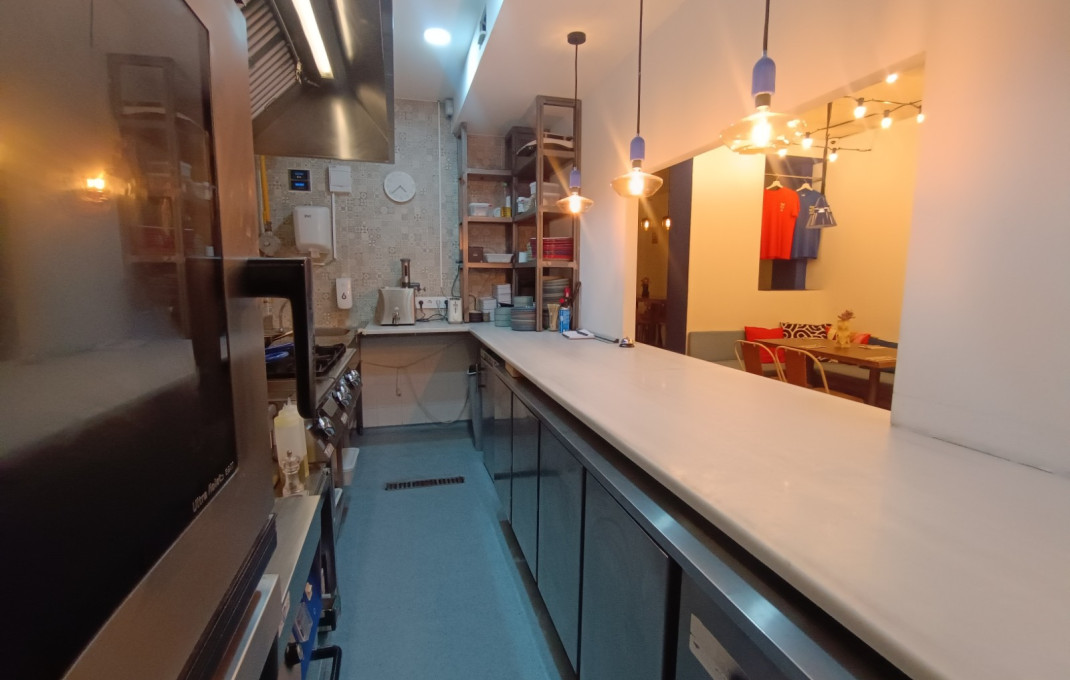 Traspaso - Bar Restaurante -
Barcelona - Eixample