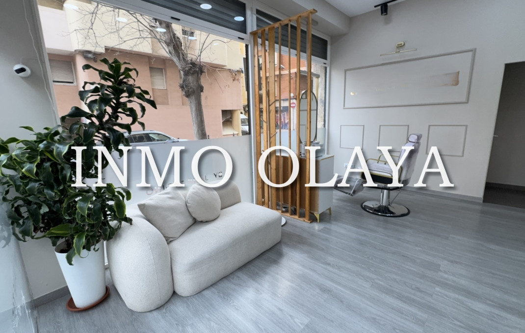 Traspaso - Peluquerias y Estetica -
Barcelona - Sants