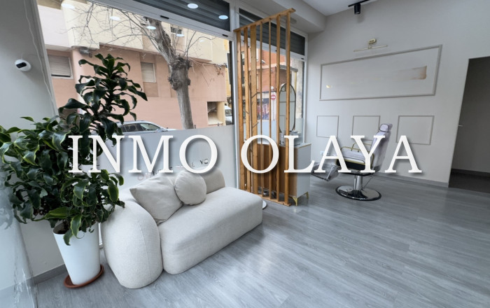 Traspaso - Peluquerias y Estetica -
Barcelona - Sants