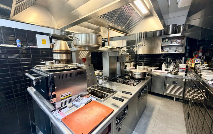 Transfert - Bar Restaurante -
Barcelona - Eixample Derecho