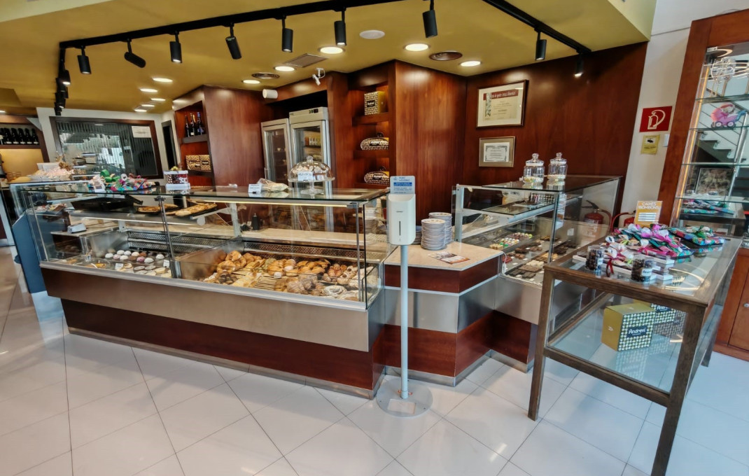 Traspaso - Cafeteria -
Castellar del Vallés