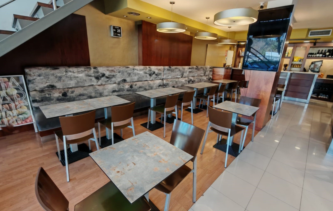 Traspaso - Cafeteria -
Castellar del Vallés