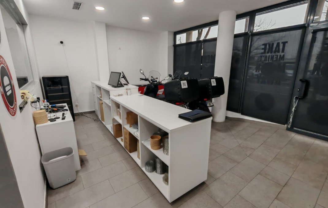 Traspaso - Take Away -
Vilanova del valles