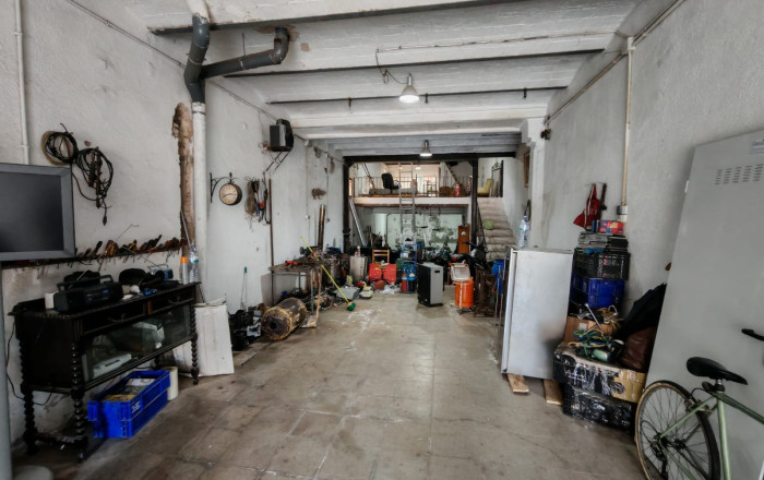Venta - Local comercial -
La Garriga