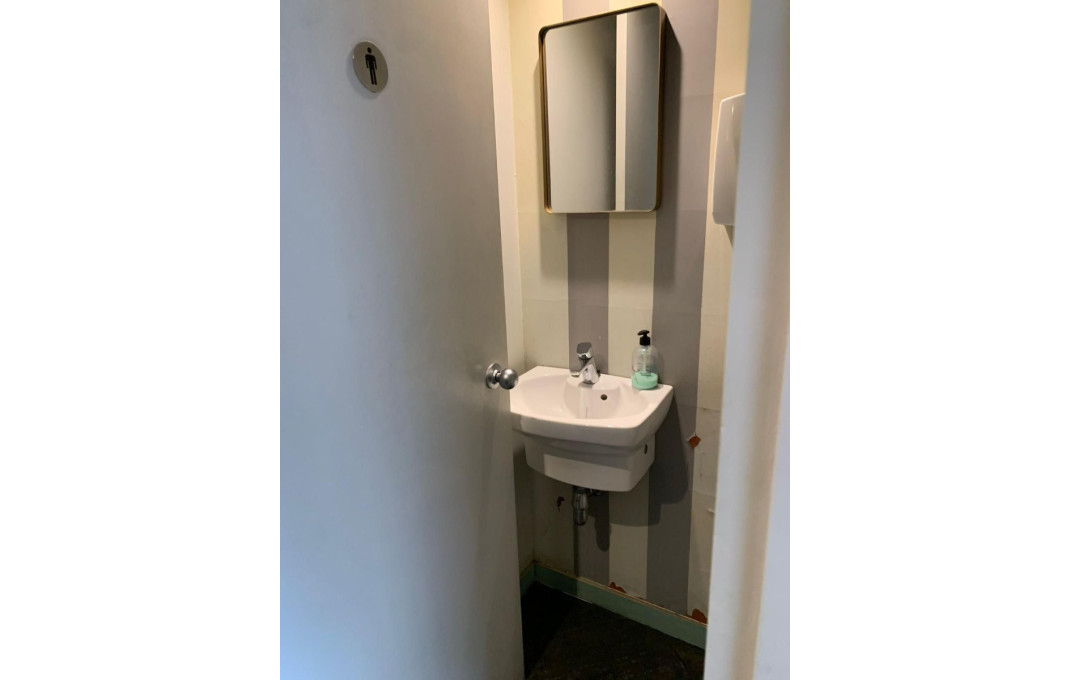 Transfert - Bar Restaurante -
Barcelona - Eixample