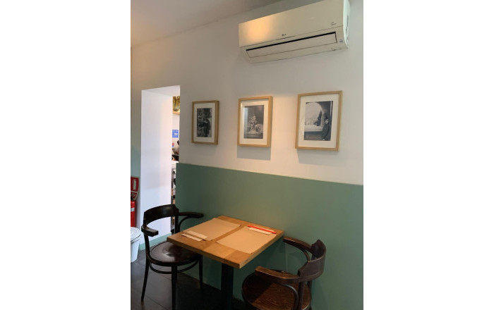 Transfert - Bar Restaurante -
Barcelona - Eixample