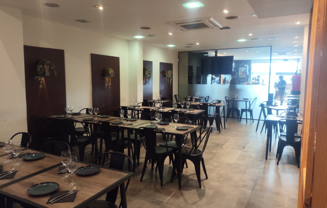 Traspaso - Bar Restaurante -
Badalona