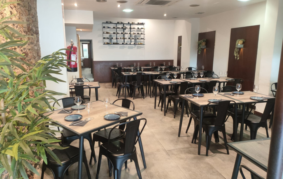 Traspaso - Bar Restaurante -
Badalona