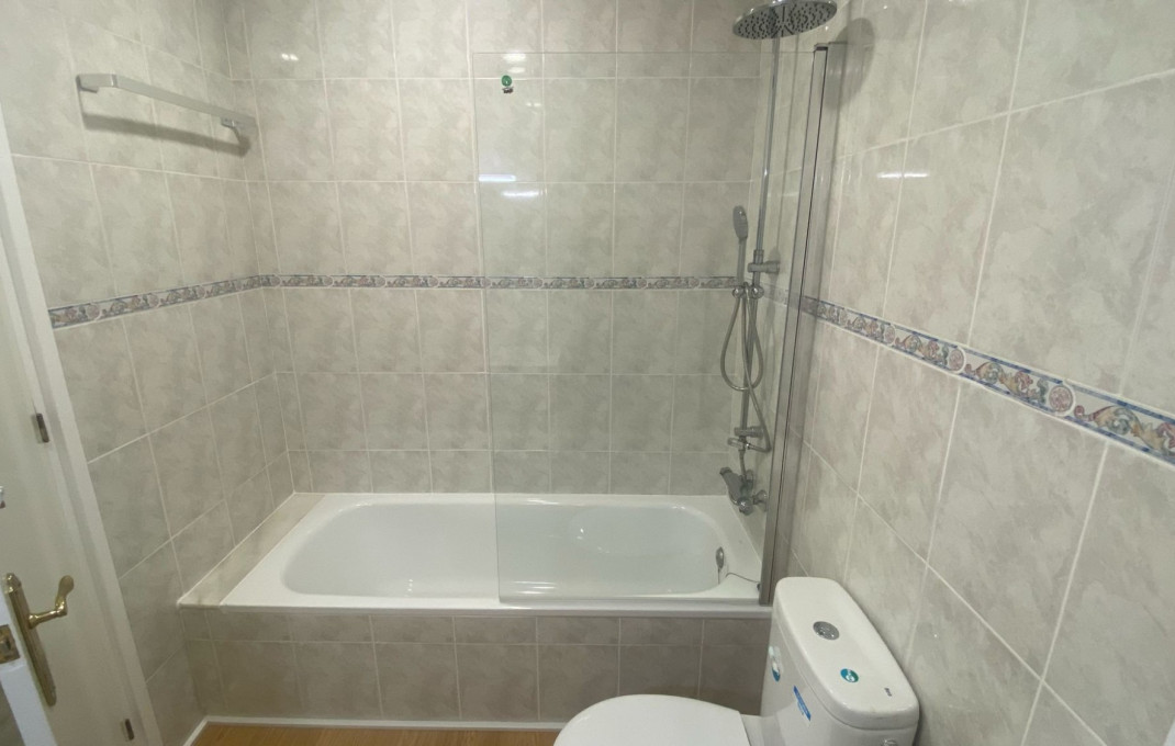 Revente - Piso -
Blanes