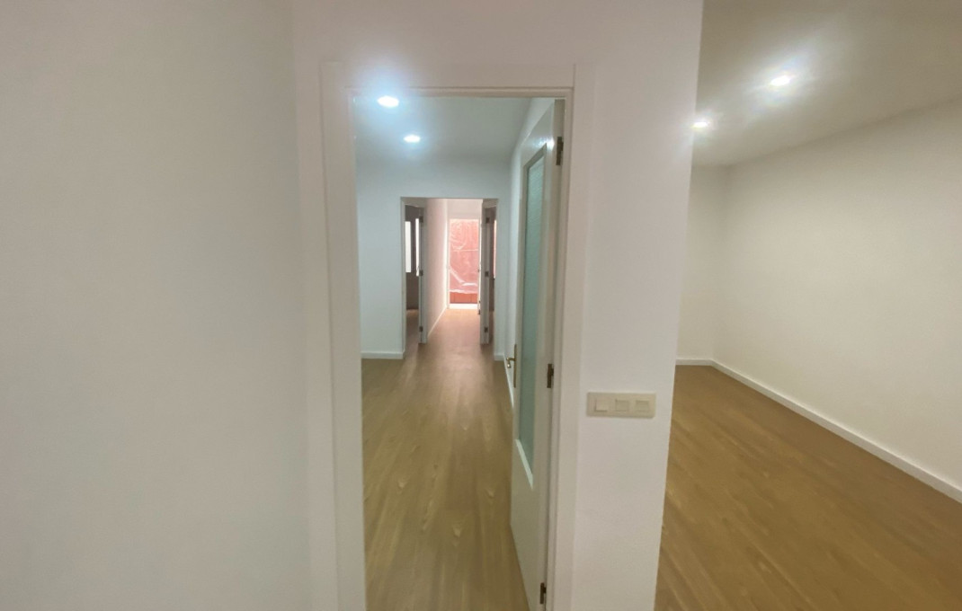 Revente - Piso -
Blanes