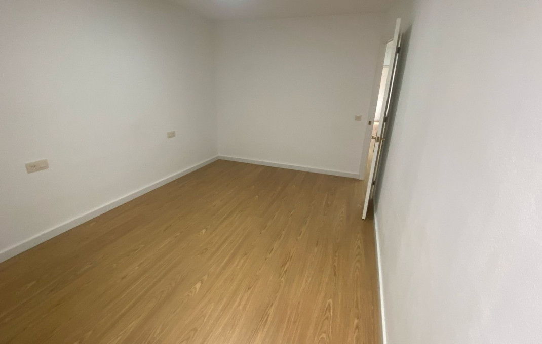 Revente - Piso -
Blanes