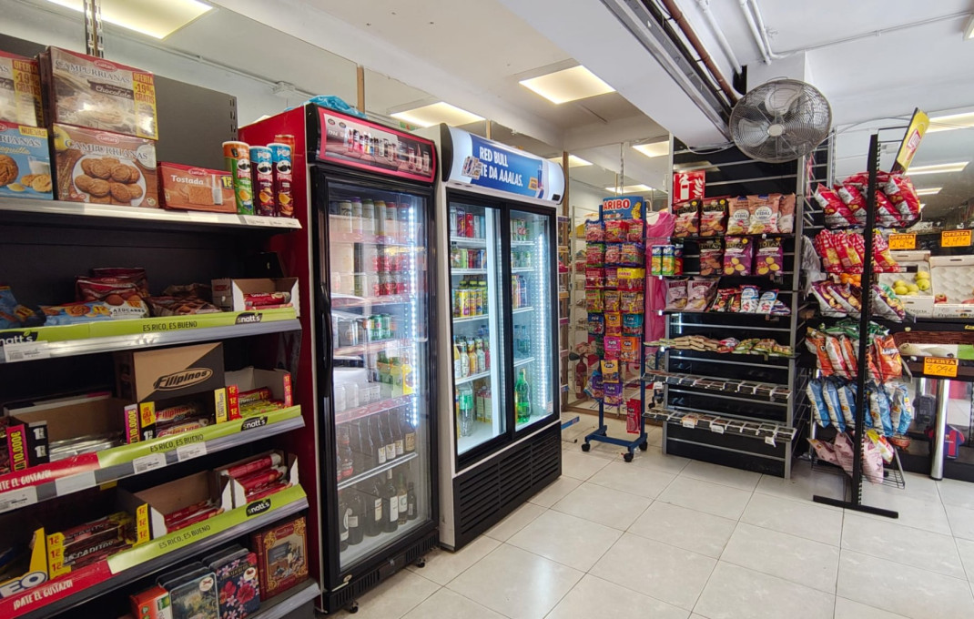 Transfert - magasin d'alimentation -
Barcelona - Gràcia