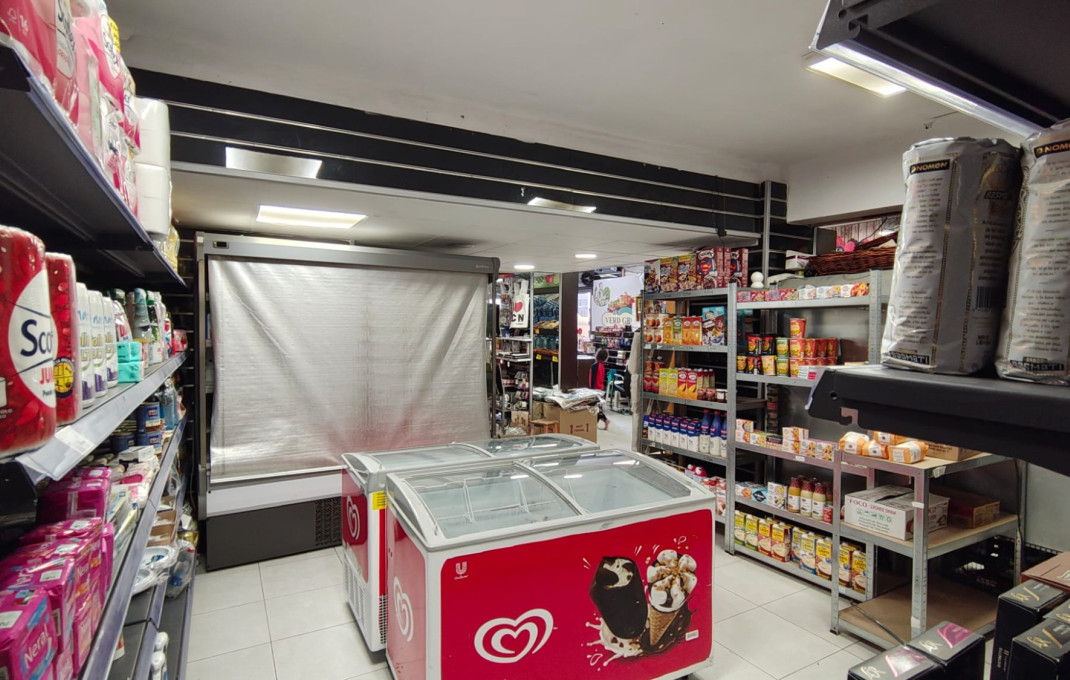 Transfert - magasin d'alimentation -
Barcelona - Gràcia