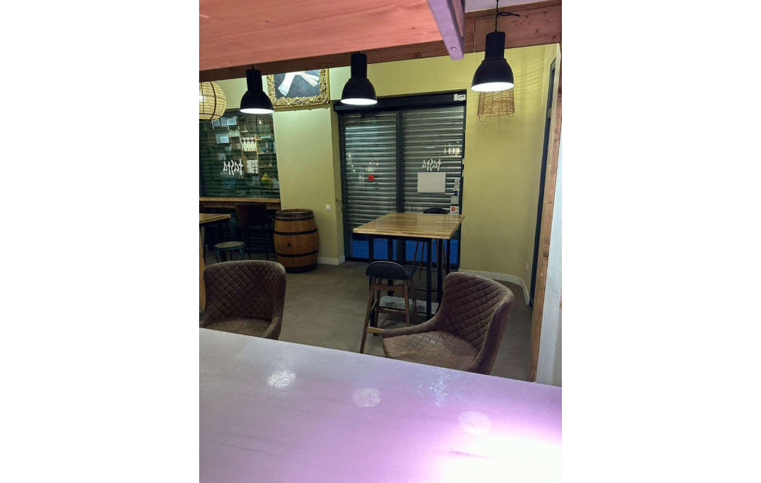 Transfert - Bar Restaurante -
Barcelona - Gràcia