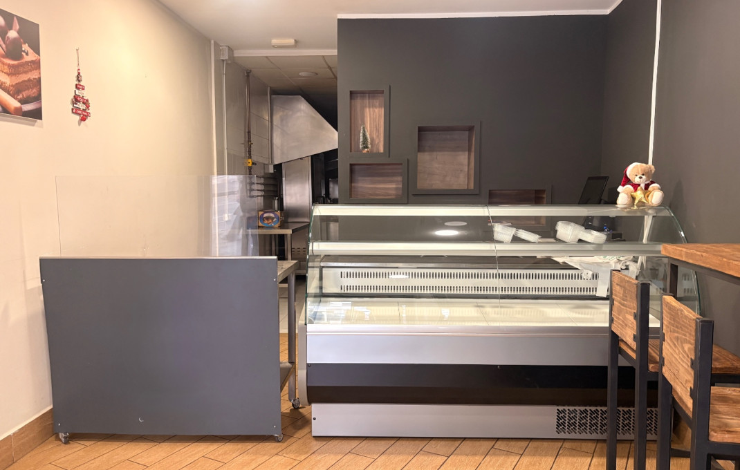 Traspaso - Take Away -
Sant Feliu