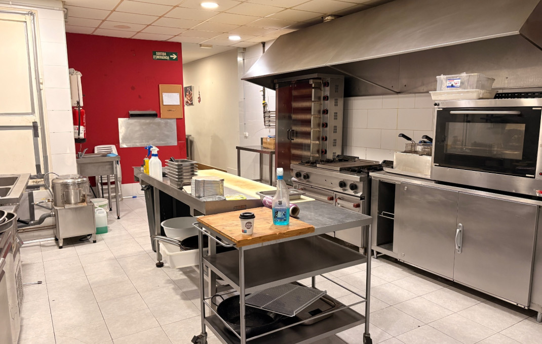 Traspaso - Take Away -
Sant Feliu