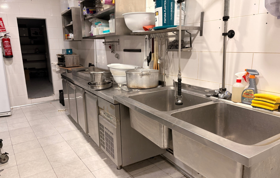 Traspaso - Take Away -
Sant Feliu