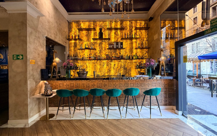 Transfert - Bar Restaurante -
Barcelona - Eixample Derecho