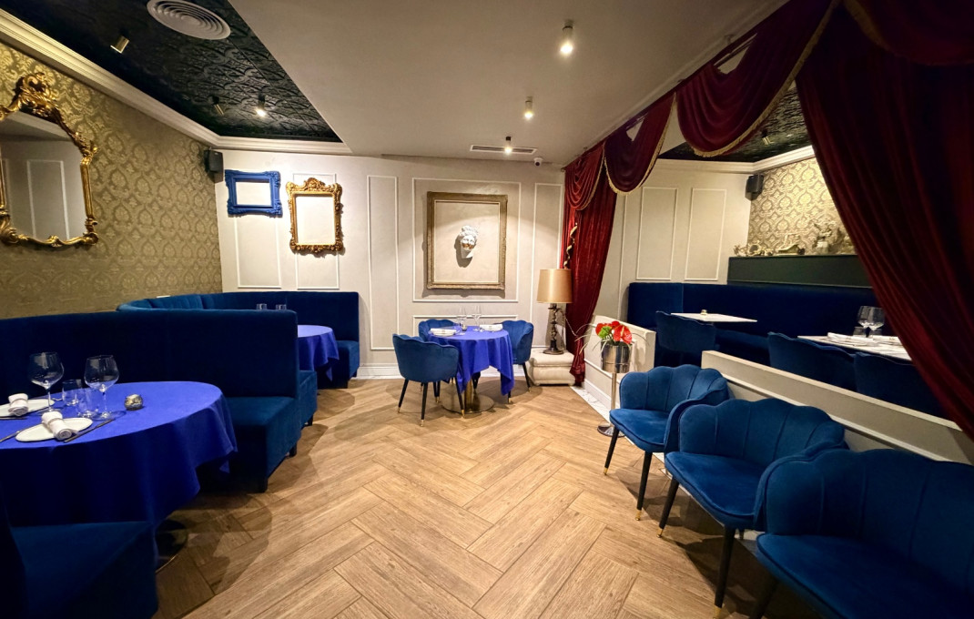 Transfert - Bar Restaurante -
Barcelona - Eixample Derecho