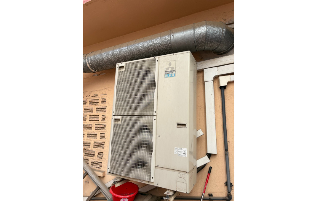 Venta - Bar-Cafeteria -
Sant Boi de Llobregat - La Montayeta