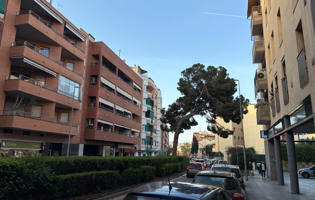 Venta - Bar-Cafeteria -
Sant Boi de Llobregat - La Montayeta