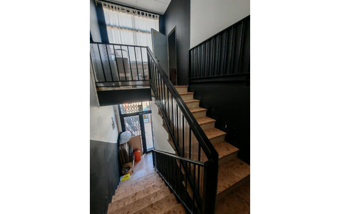 Transfer - Peluquerias y Estetica -
Palau-solit&agrave; i Plegamans