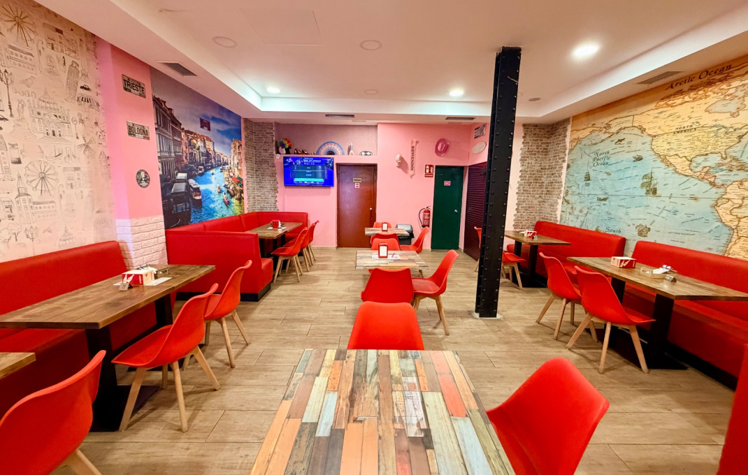 Traspaso - Restaurante -
Barcelona - Sant Antoni