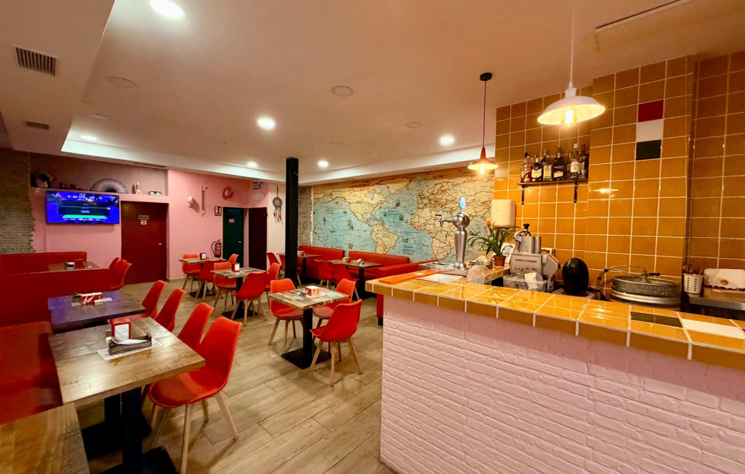 Traspaso - Restaurante -
Barcelona - Sant Antoni