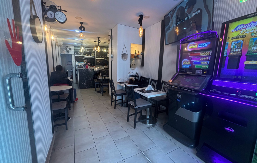 Traspaso - Licencia C2 -
Barcelona - Guinardo