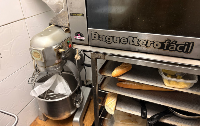 Traspaso - Bar-Cafeteria -
Sant Boi de Llobregat