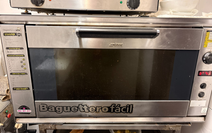 Traspaso - Bar-Cafeteria -
Sant Boi de Llobregat