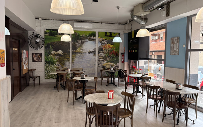 Traspaso - Bar-Cafeteria -
Sant Boi de Llobregat