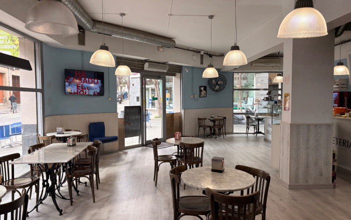 Traspaso - Bar-Cafeteria -
Sant Boi de Llobregat