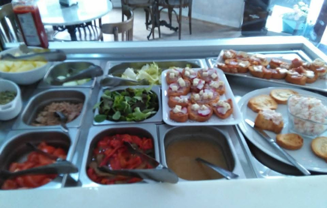 Traspaso - Bar-Cafeteria -
Sant Boi de Llobregat