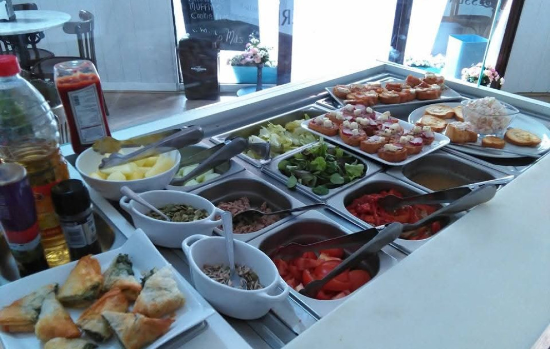 Traspaso - Bar-Cafeteria -
Sant Boi de Llobregat