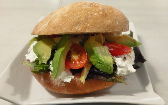 Traspaso - Bar-Cafeteria -
Sant Boi de Llobregat