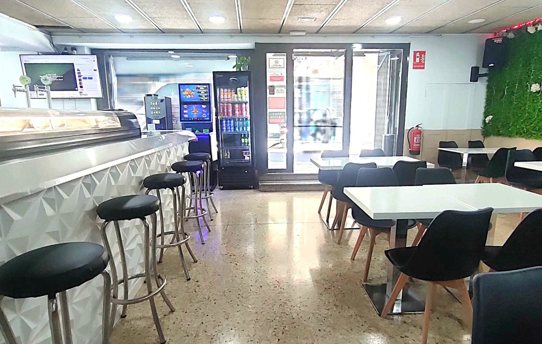 Transfert - Bar Restaurante -
Barcelona - Sant Andreu